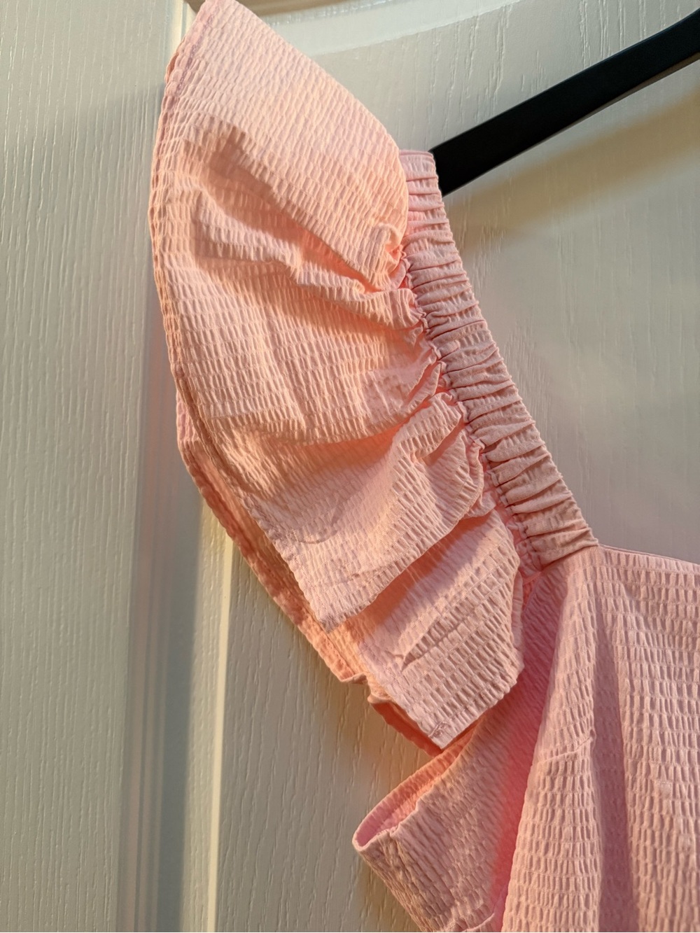 Francesca’s Pink Ruffle Peplum Crop Top Open Back Bow Tie Size Large NWT - Picture 5 of 8